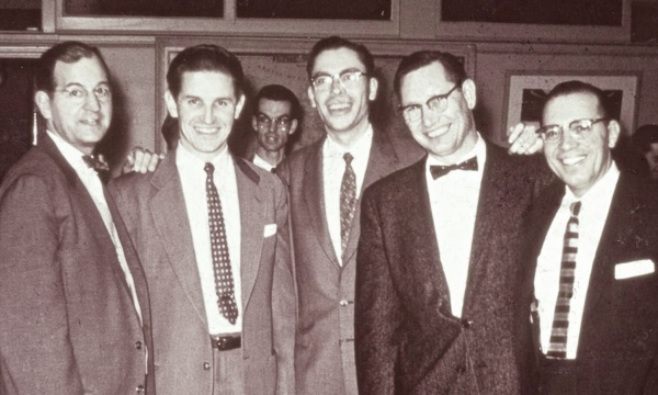 [ภาพ​หน้า 18]