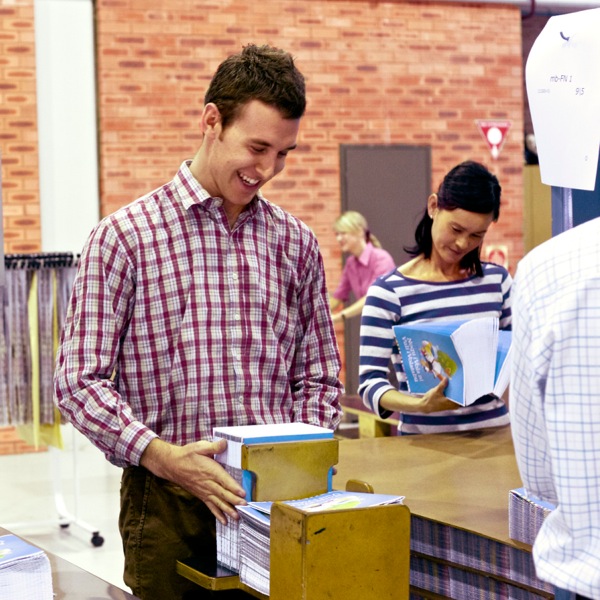 [ภาพ​หน้า 13]