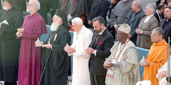Vafundisa vo hambanahambana, a ku patsa na papa, va nga ka mutlhangano wa wuhlengeli ga tichechi