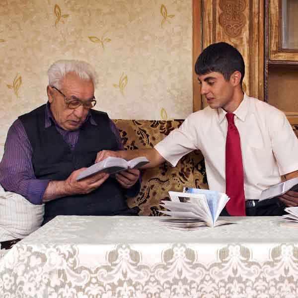 หอสังเกตการณ์ ฉบับ​ศึกษา 15 พฤษภาคม 2015