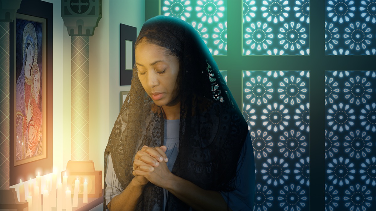 Ebisisani: 1. Omusaija aliyo n’asaba obu esahaani z’ebyokulya n’ekisisani kya ruhanga we bimuli omu maiso. 2. Omusaija akwasire esapuli kandi n’asaba omu maiso g’ekisisani kya Malyamu.