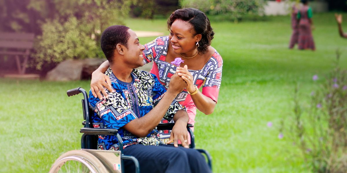 Ɔbarima bi a ɔte mmubuafo akongua mu de nhwiren rema ne yere