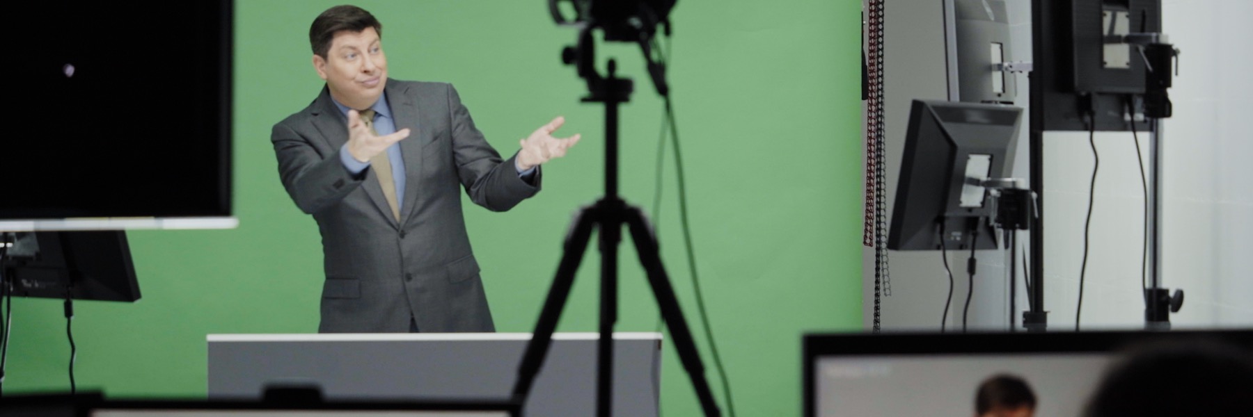 Wɔato nuklea topae ato baabi ama ɛhɔ redɛw buruburuburu.