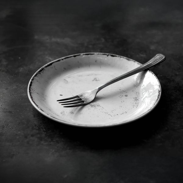 Aduan a wɔadrɔ; aporɔw, na ɛda bɔɔla mu.