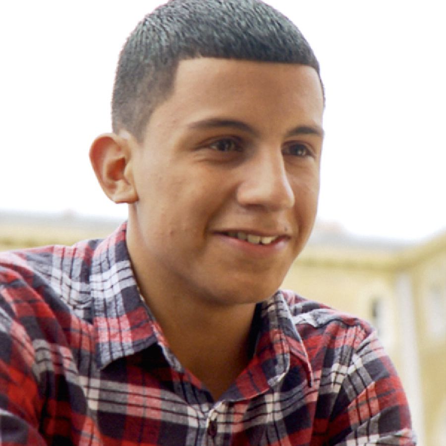 Ufeko umue o kasi oku tala orevista yimue yi lekisa ndomo omanu va siata oku wala koloneke vilo