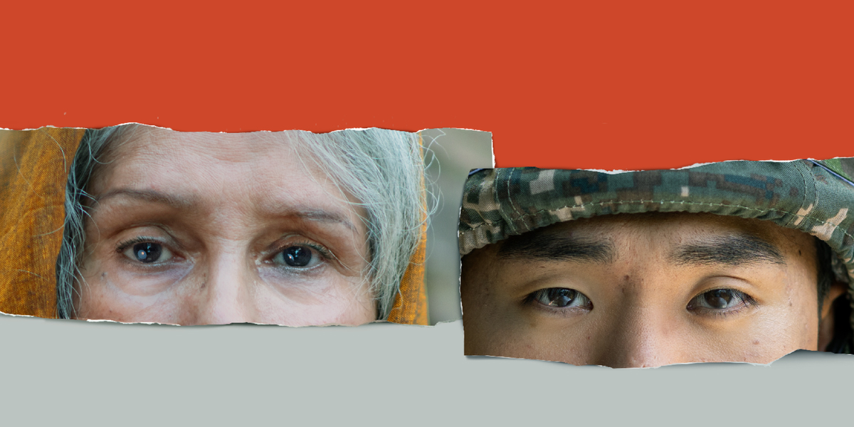 تصویروں کا مجموعہ:‏ 1.‏ ایک پھٹی ہوئی تصویر جس میں ایک فوجی کے چہرے کا اُوپر والا حصہ دِکھایا گیا ہے۔ 2.‏ ایک پھٹی ہوئی تصویر جس میں ایک بوڑھی عورت کے چہرے کا اُوپر والا حصہ دِکھایا گیا ہے۔‏