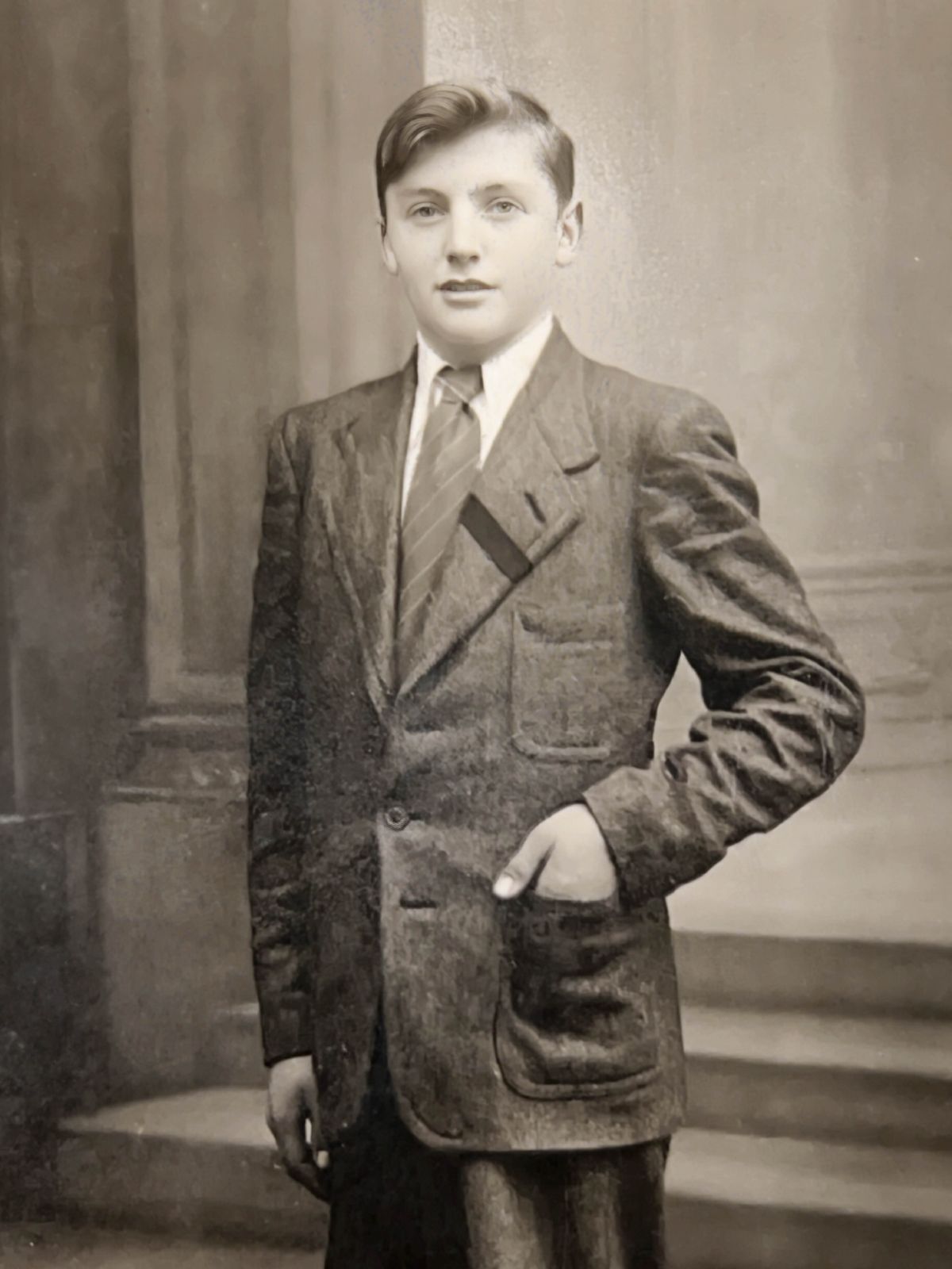 Marcel de gióveno.
