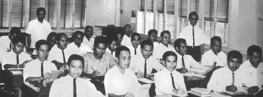 Exikola ya Orummwa wa Omwene. oFilipina, 1966
