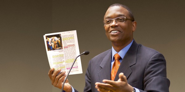 [Àwòrán tó wà ní ojú ìwé 32]